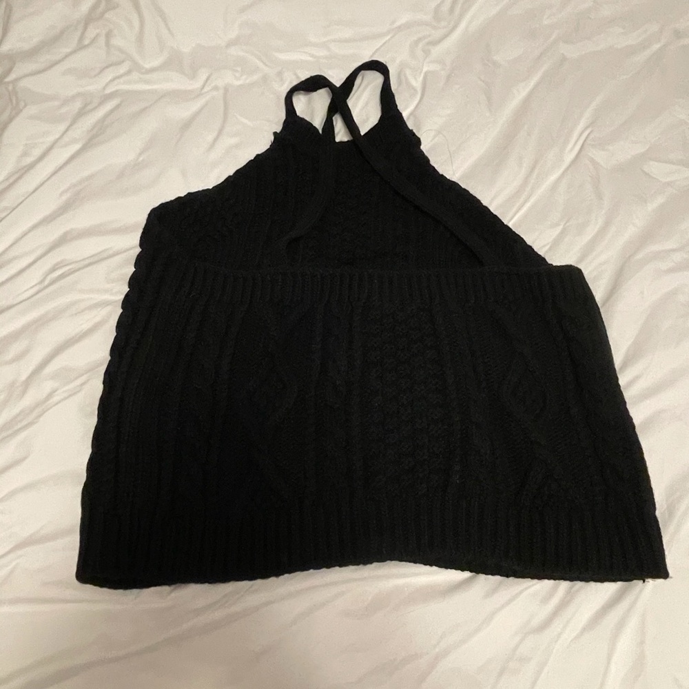 Source Unknown Cross Open Back Cable Knit Tank - image 5